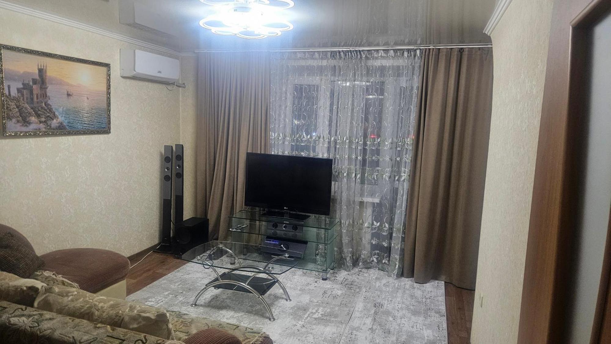 Apartment On Abay Avenue Костанай Экстерьер фото